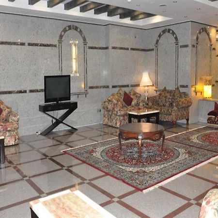 Refaaf Al Azizia Hotel Мека Екстериор снимка